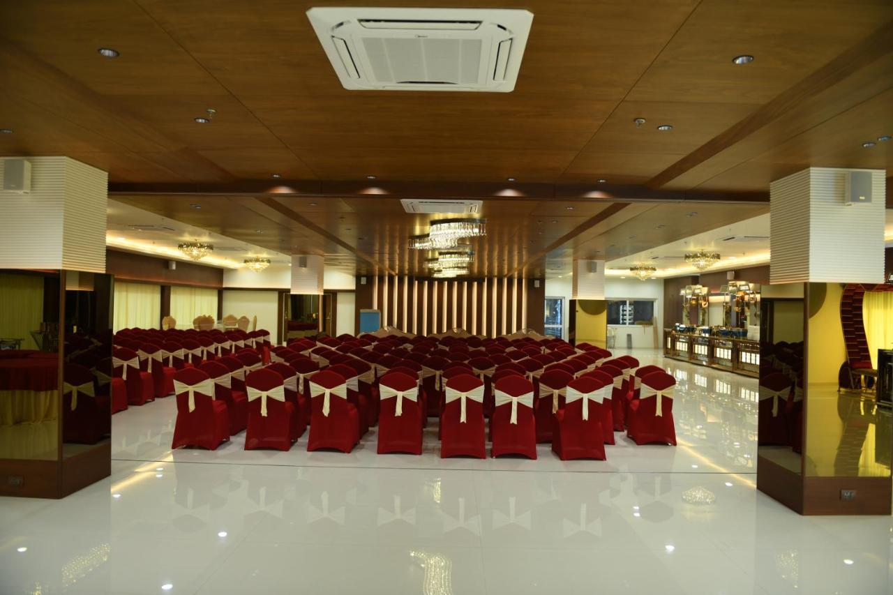 Hotel Blueivy Ананд Екстер'єр фото